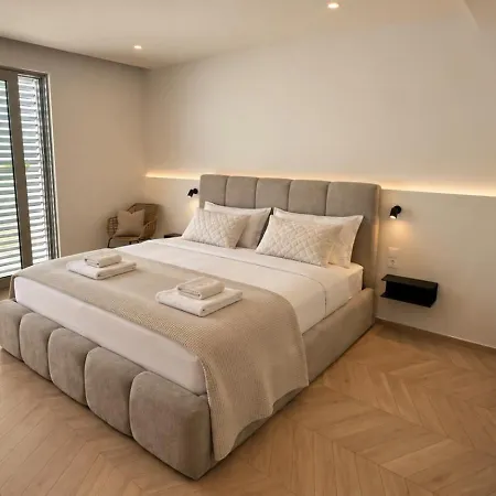 Luise Villa